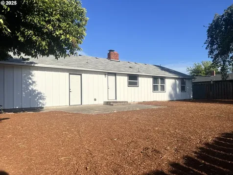 1090 Echo Hollow Road Eugene OR 97402