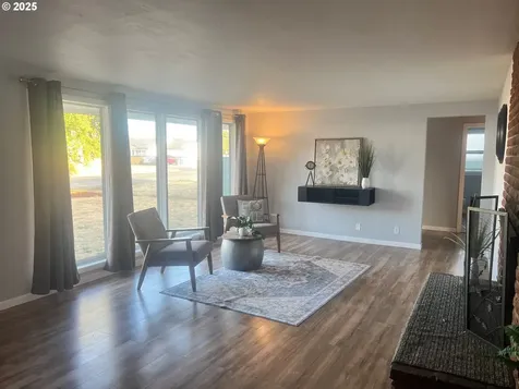 1090 Echo Hollow Road Eugene OR 97402