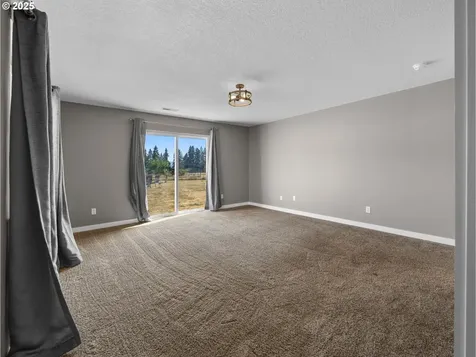 41088 SE Kitzmiller Road Eagle Creek OR 97022