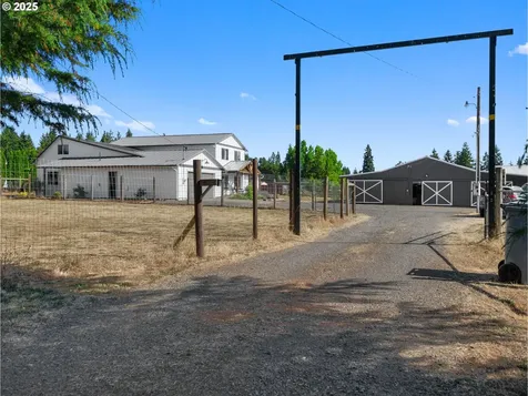 41088 SE Kitzmiller Road Eagle Creek OR 97022
