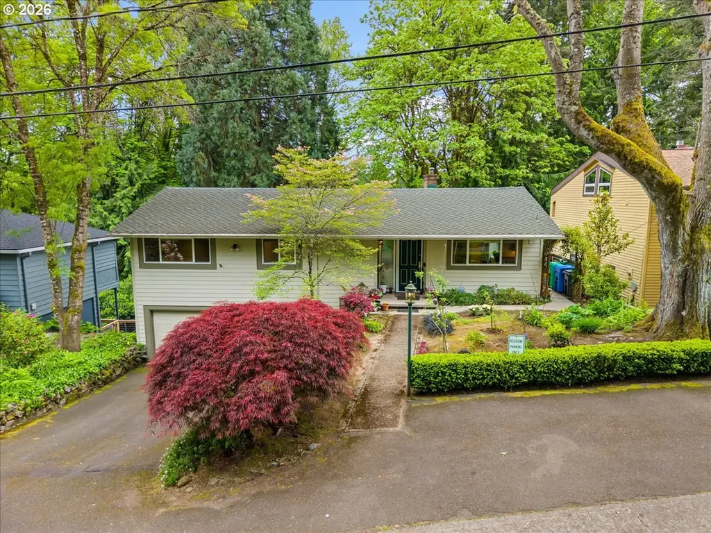 934 SW Cheltenham Street Portland OR 97239