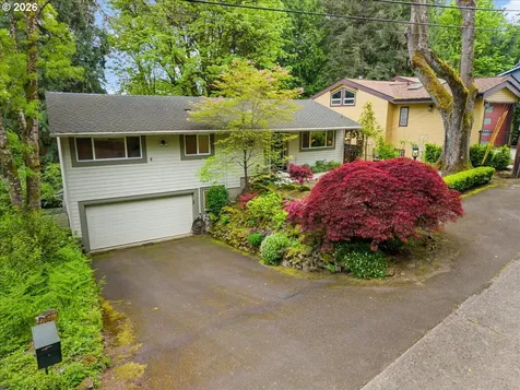 934 SW Cheltenham Street Portland OR 97239