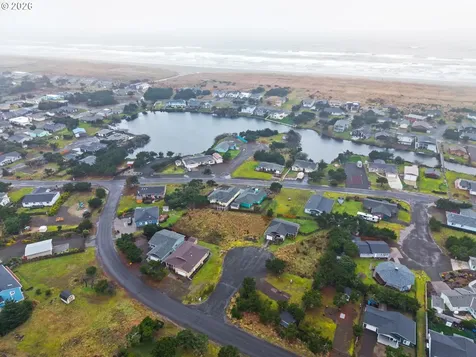 901 344th Street Ocean Park WA 98640