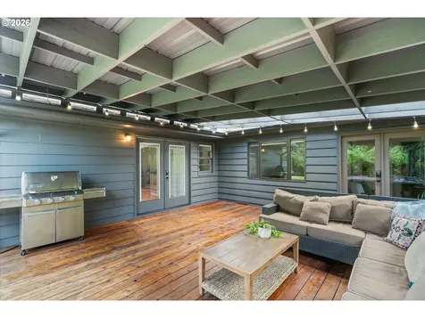 2117 C Street Forest Grove OR 97116