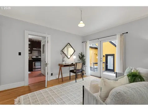436 SE 44th Avenue Portland OR 97215