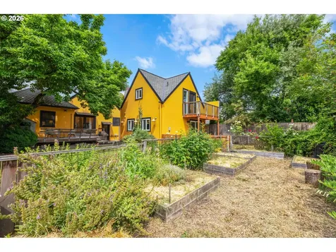 436 SE 44th Avenue Portland OR 97215