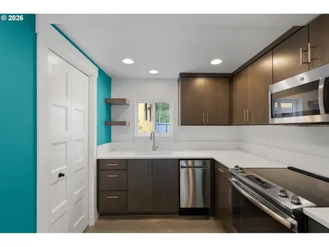 436 SE 44th Avenue Portland OR 97215