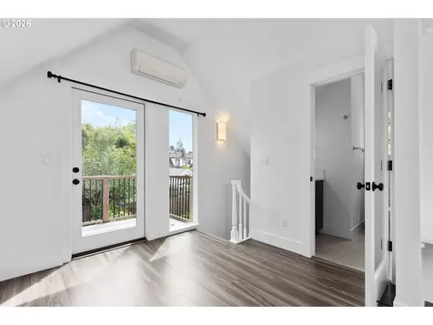 436 SE 44th Avenue Portland OR 97215