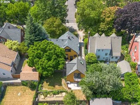 436 SE 44th Avenue Portland OR 97215