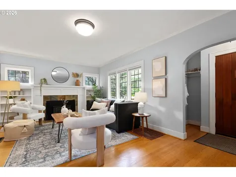 436 SE 44th Avenue Portland OR 97215