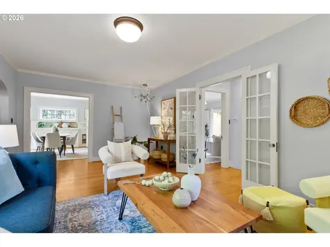 436 SE 44th Avenue Portland OR 97215