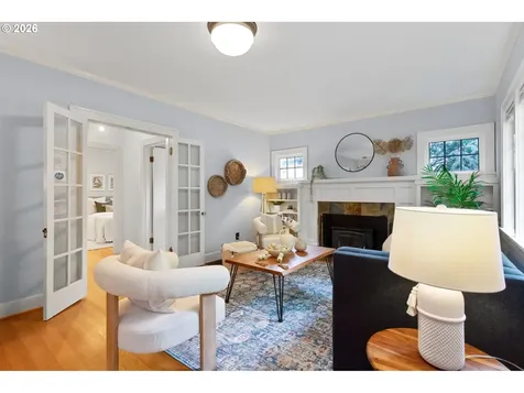 436 SE 44th Avenue Portland OR 97215