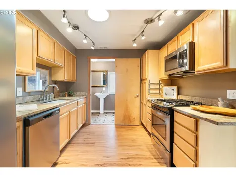 13532 SE Foster Place Portland OR 97236