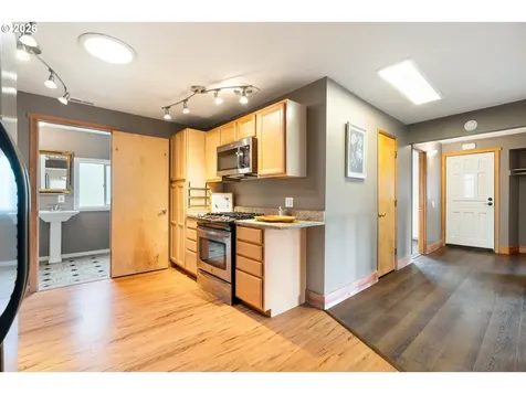 13532 SE Foster Place Portland OR 97236