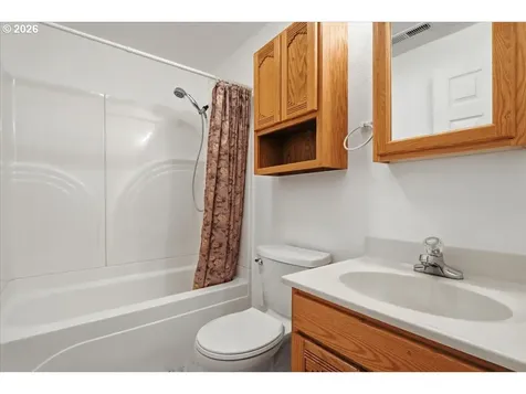 5209 NE 109th Street Vancouver WA 98686