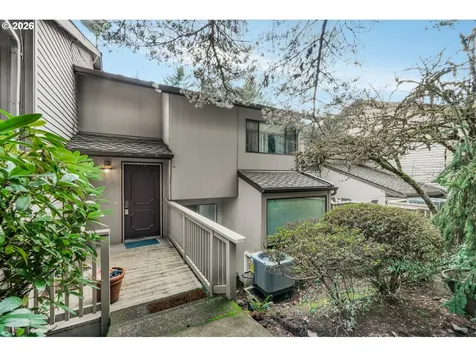 3101 Mcnary Parkway Lake Oswego OR 97035