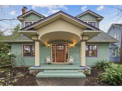 3962 SE Oak Street Portland OR 97214