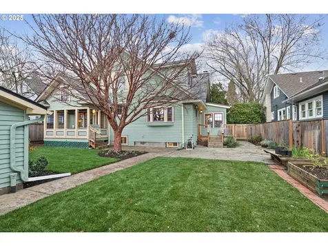3962 SE Oak Street Portland OR 97214