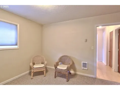 580 NE 69th Avenue Hillsboro OR 97124