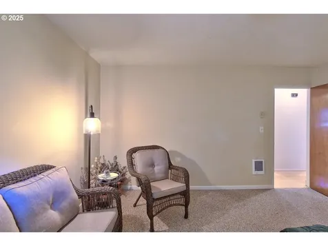 580 NE 69th Avenue Hillsboro OR 97124