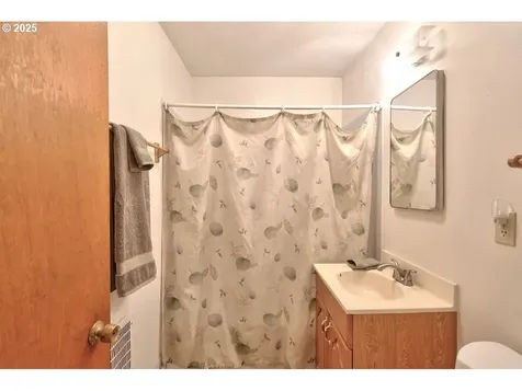 580 NE 69th Avenue Hillsboro OR 97124