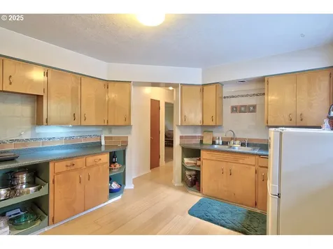 580 NE 69th Avenue Hillsboro OR 97124