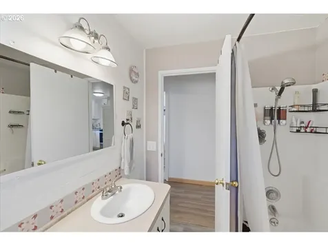 2295 Cedar Street Sweet Home OR 97386