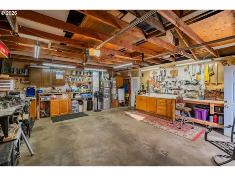 2295 Cedar Street Sweet Home OR 97386