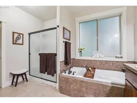 4714 NE 123rd Street Vancouver WA 98686