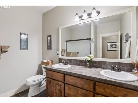4714 NE 123rd Street Vancouver WA 98686