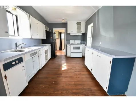 458 W Fair Street Roseburg OR 97471