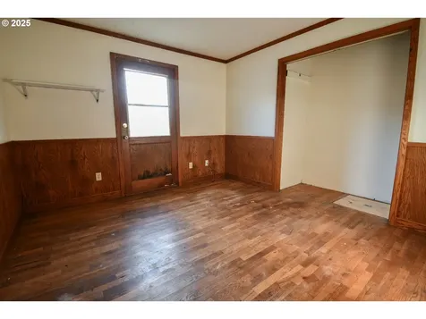 458 W Fair Street Roseburg OR 97471