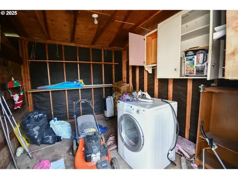 458 W Fair Street Roseburg OR 97471