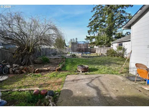 458 W Fair Street Roseburg OR 97471