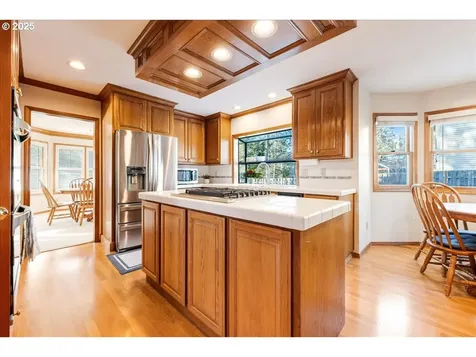 14309 Edenberry Drive Lake Oswego OR 97035