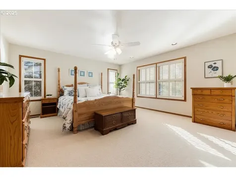 14309 Edenberry Drive Lake Oswego OR 97035