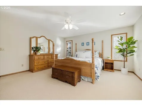 14309 Edenberry Drive Lake Oswego OR 97035
