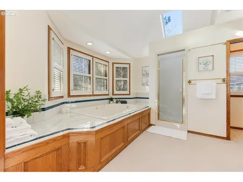 14309 Edenberry Drive Lake Oswego OR 97035
