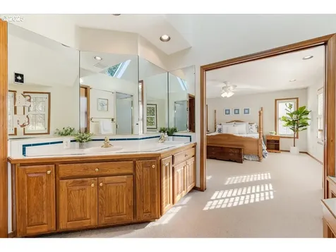 14309 Edenberry Drive Lake Oswego OR 97035
