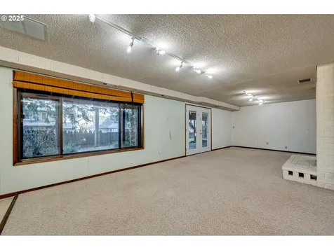 4612 NE 117th Street Vancouver WA 98686