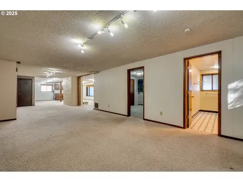 4612 NE 117th Street Vancouver WA 98686