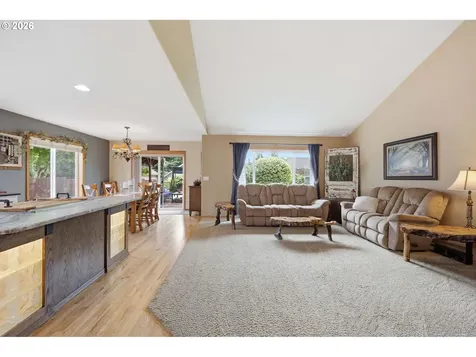 13330 Squire Drive Oregon City OR 97045