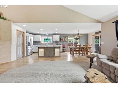 13330 Squire Drive Oregon City OR 97045