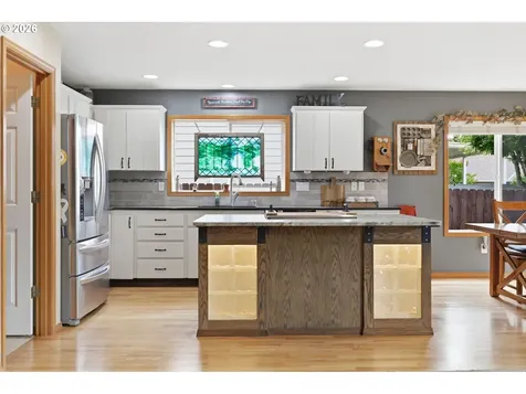 13330 Squire Drive Oregon City OR 97045
