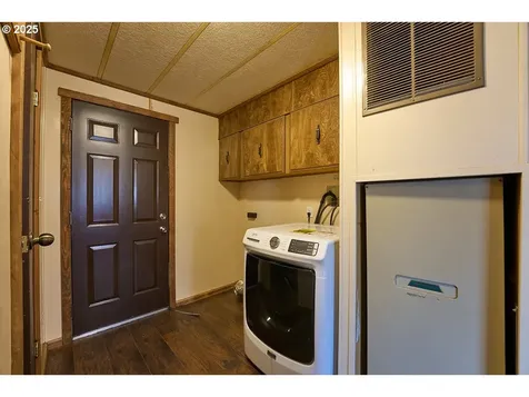402 S East Street Joseph OR 97846