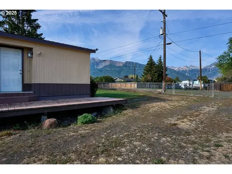 402 S East Street Joseph OR 97846