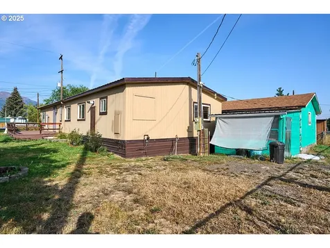 402 S East Street Joseph OR 97846