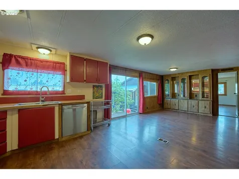 402 S East Street Joseph OR 97846