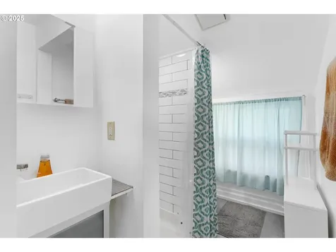 2125 NE 48th Avenue Portland OR 97213