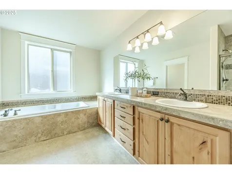 3467 Timberbrook Way Eugene OR 97405